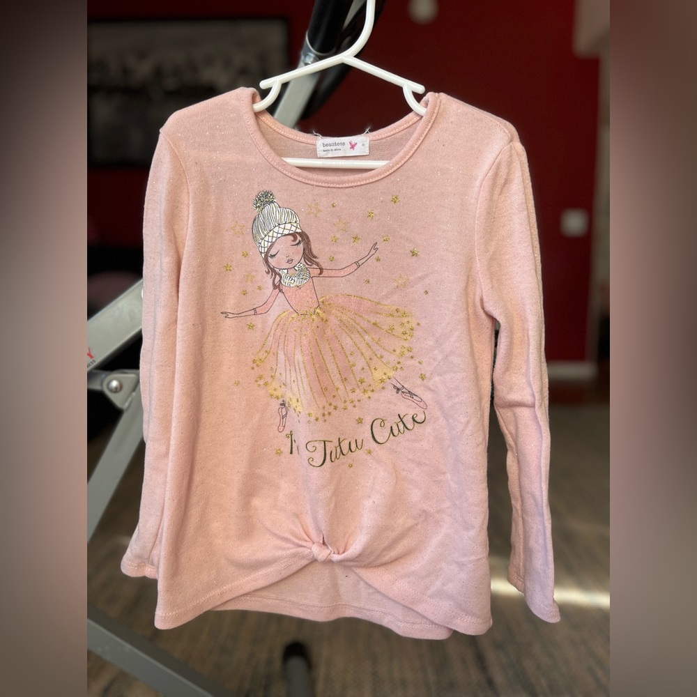PINK BALLERINA GRAPHIC TEE 🩷